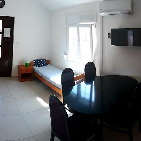 Apartments Dubravka Pirovac Εξωτερικό φωτογραφία