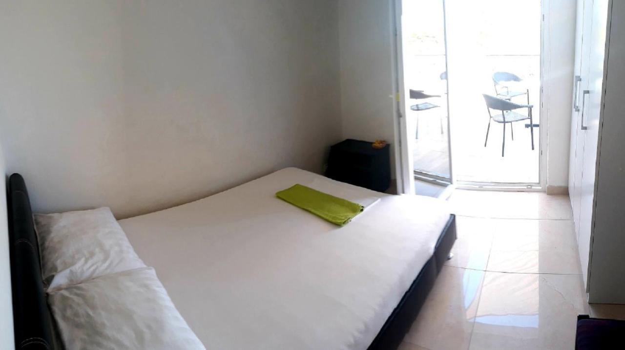 Apartments Dubravka Pirovac Εξωτερικό φωτογραφία