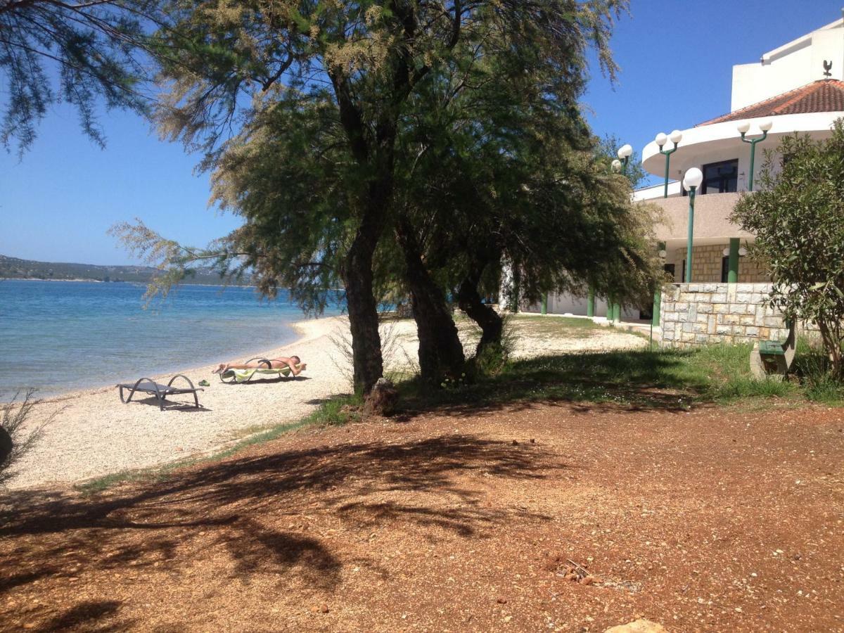 Apartments Dubravka Pirovac Εξωτερικό φωτογραφία