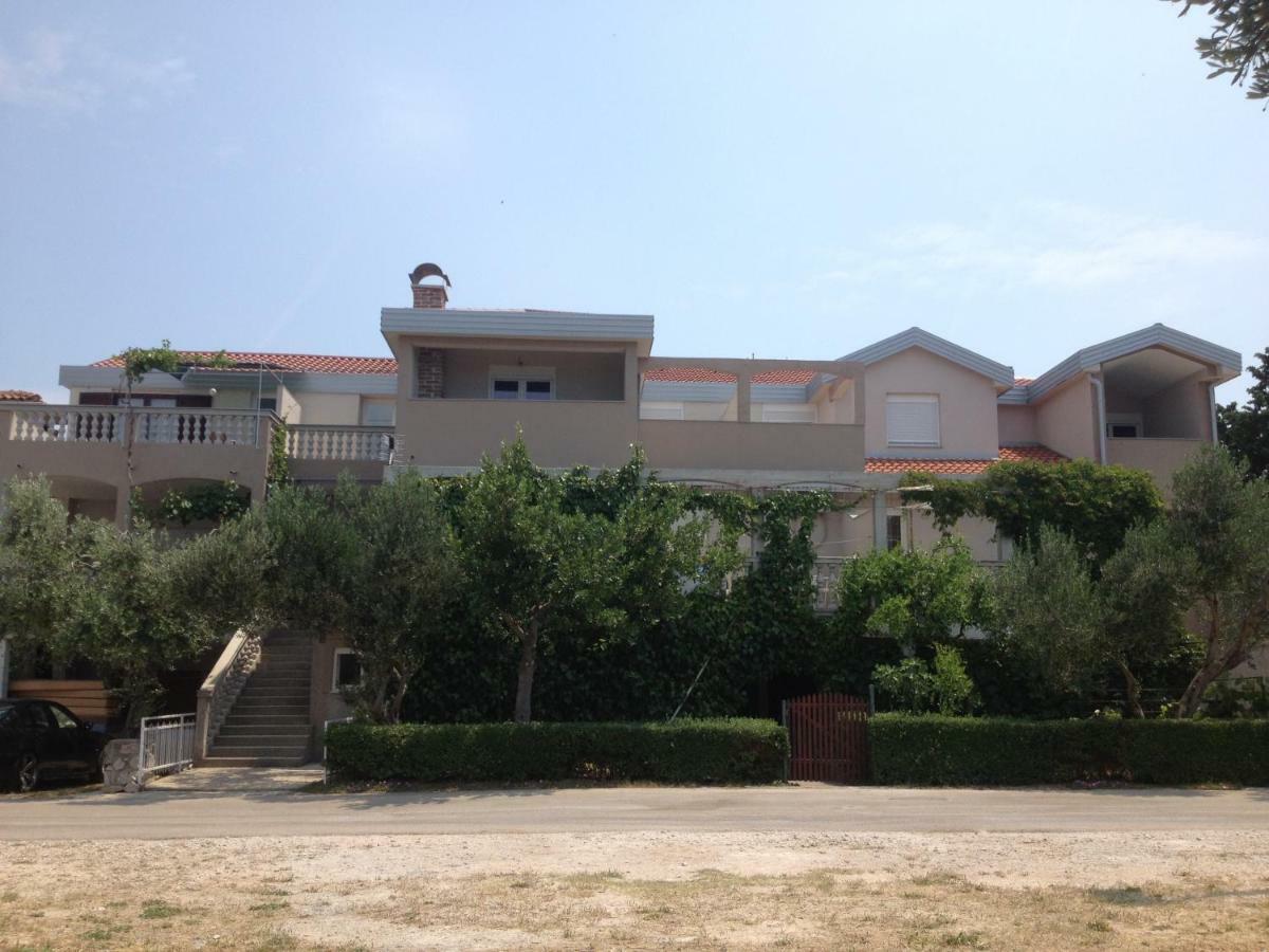 Apartments Dubravka Pirovac Εξωτερικό φωτογραφία
