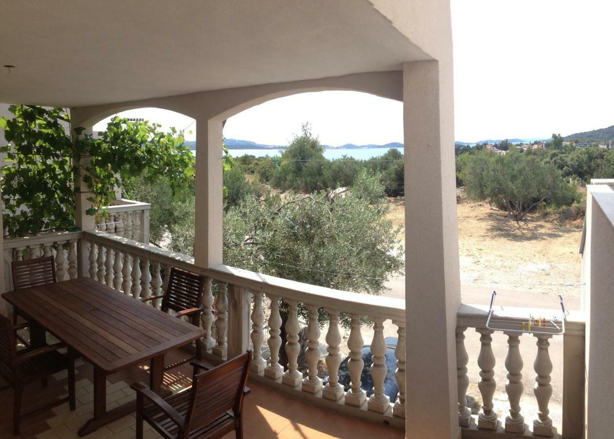Apartments Dubravka Pirovac Εξωτερικό φωτογραφία