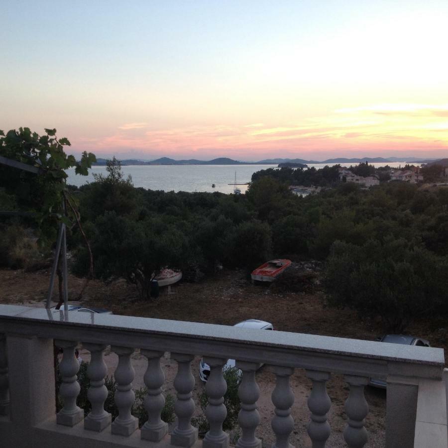 Apartments Dubravka Pirovac Εξωτερικό φωτογραφία