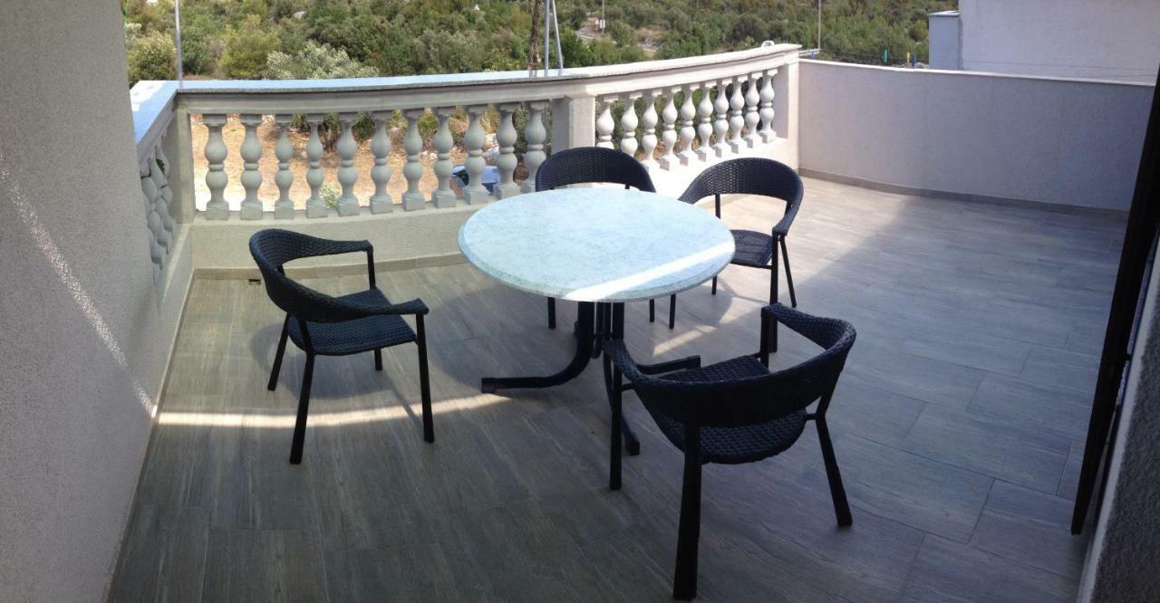 Apartments Dubravka Pirovac Εξωτερικό φωτογραφία