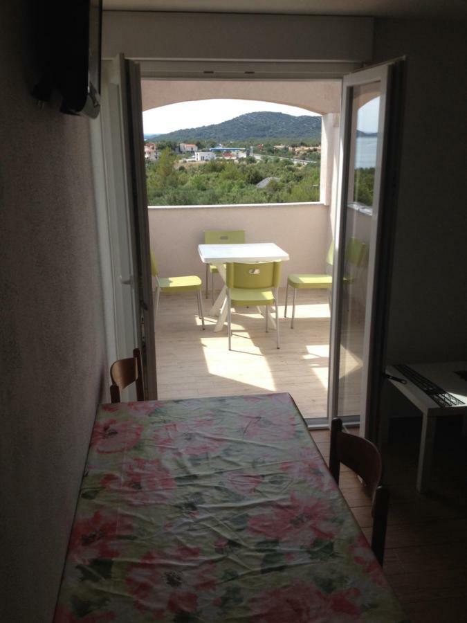 Apartments Dubravka Pirovac Εξωτερικό φωτογραφία
