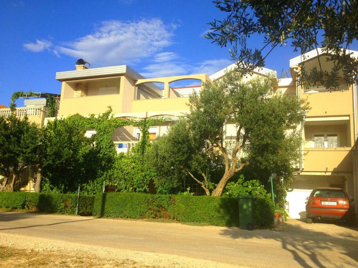 Apartments Dubravka Pirovac Εξωτερικό φωτογραφία