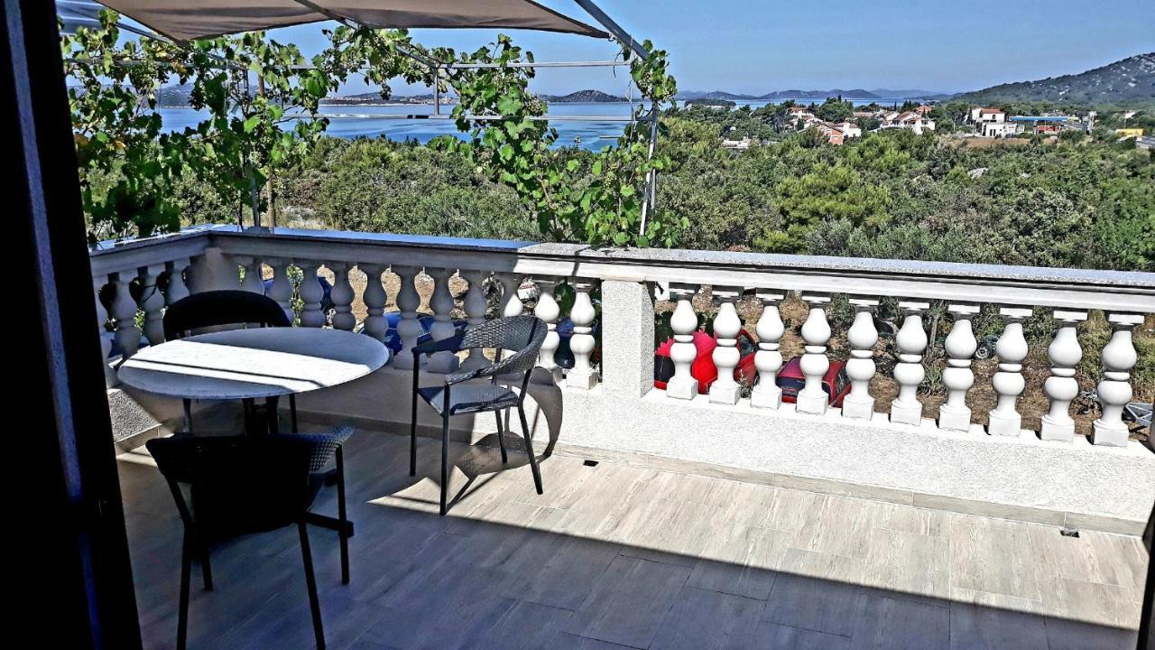 Apartments Dubravka Pirovac Εξωτερικό φωτογραφία